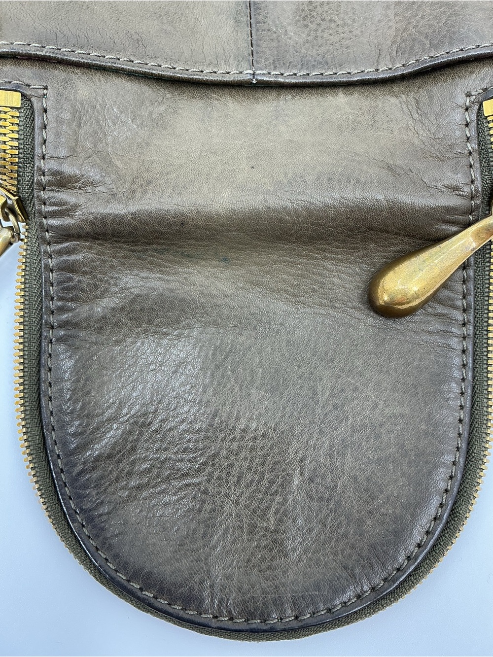 HOBO Fern Crossover Purse Olive Green - Picture 13 of 15